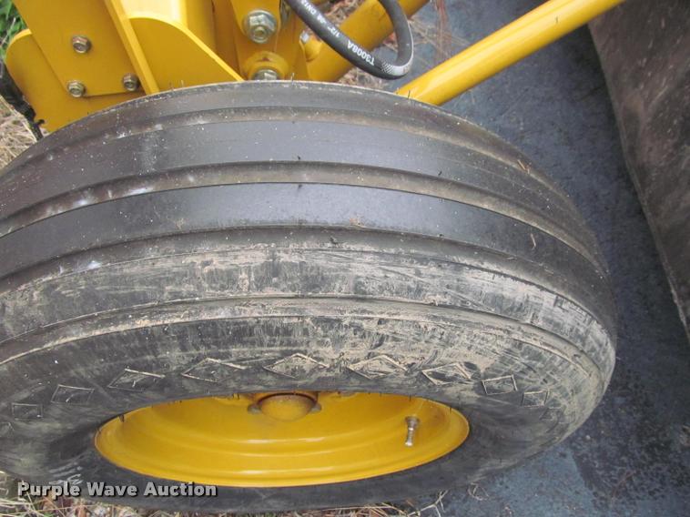 image for item DT9531 2014 Vermeer TM850 disc mower