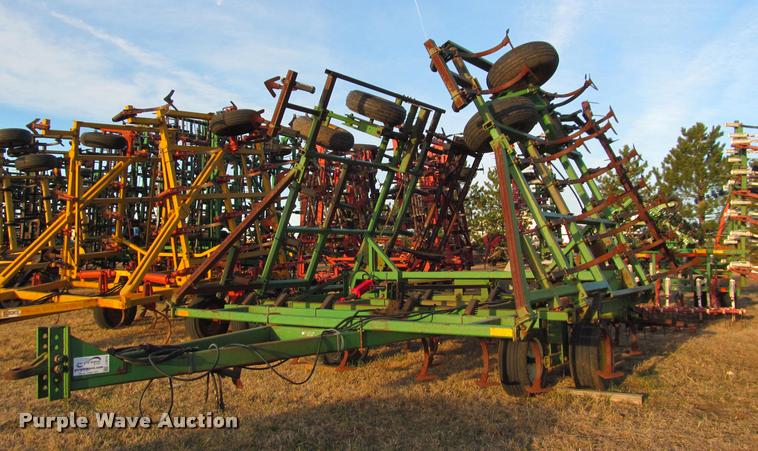 image for item J2612 John Deere 960 field cultivator