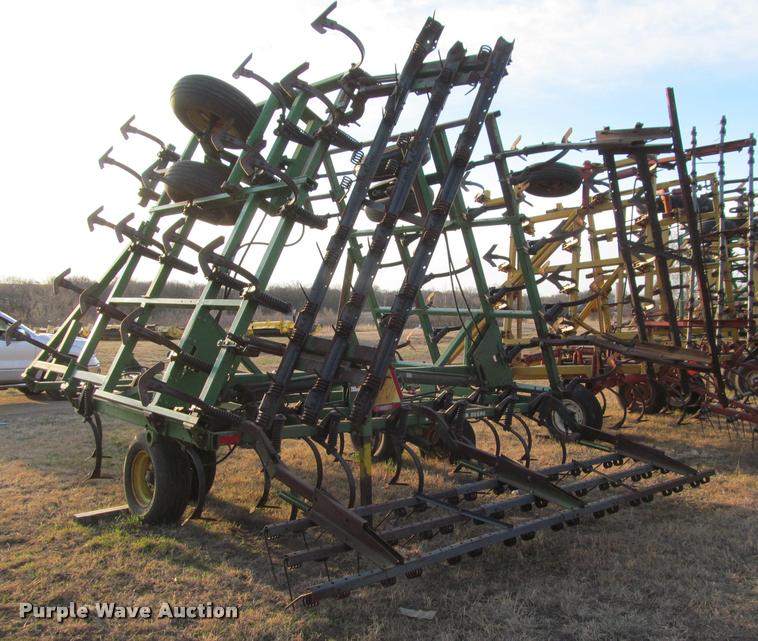image for item J2612 John Deere 960 field cultivator