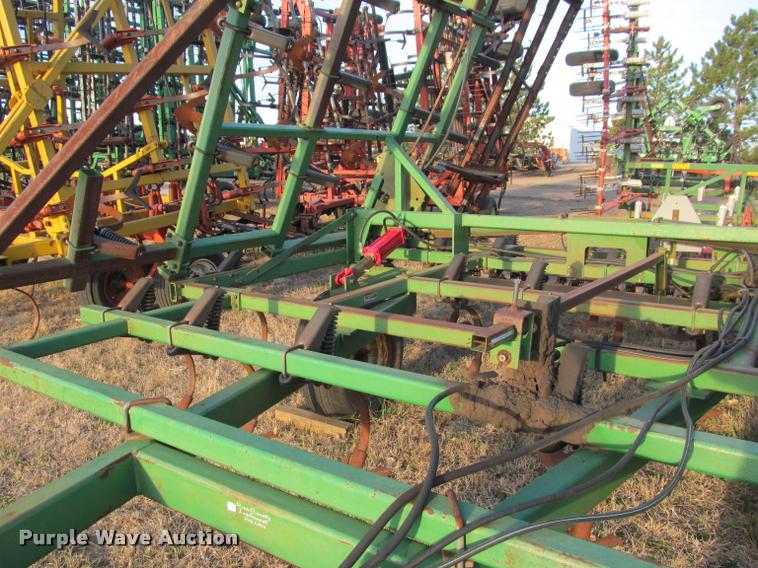 image for item J2612 John Deere 960 field cultivator
