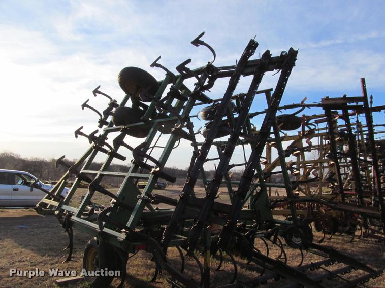 image for item J2612 John Deere 960 field cultivator