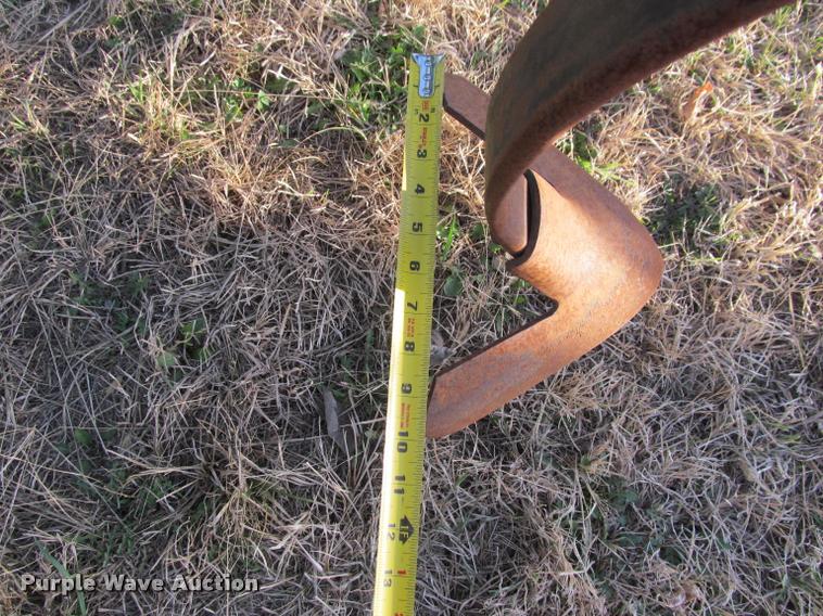 image for item J2612 John Deere 960 field cultivator