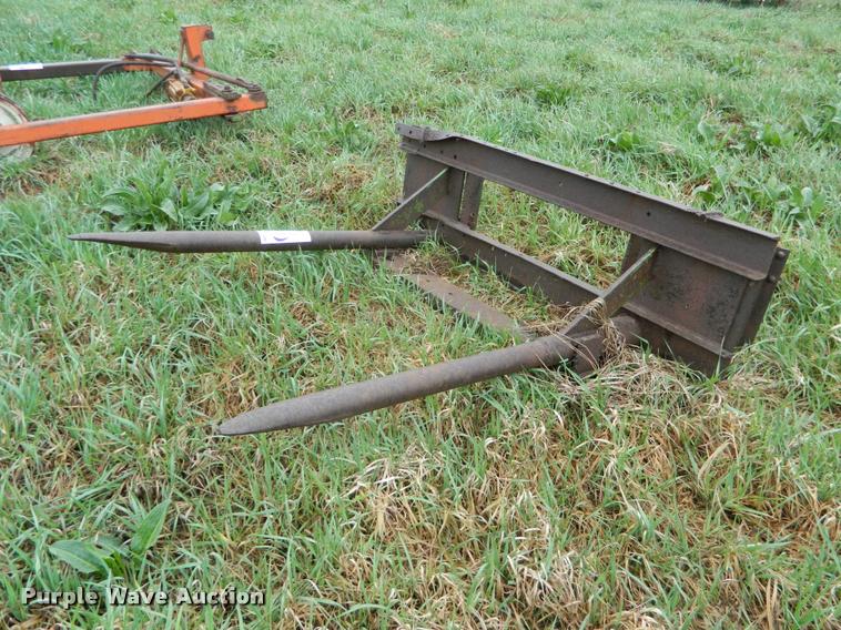 Loader forks in Lincoln, KS Item K2608 sold Purple Wave