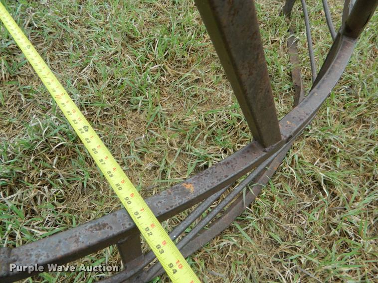 image for item K2622 Round bale feeder