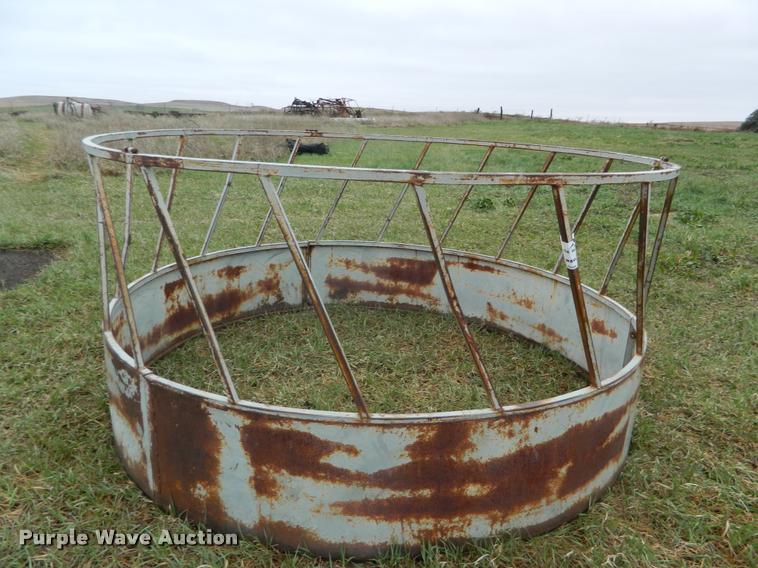 image for item K2624 Round bale feeder