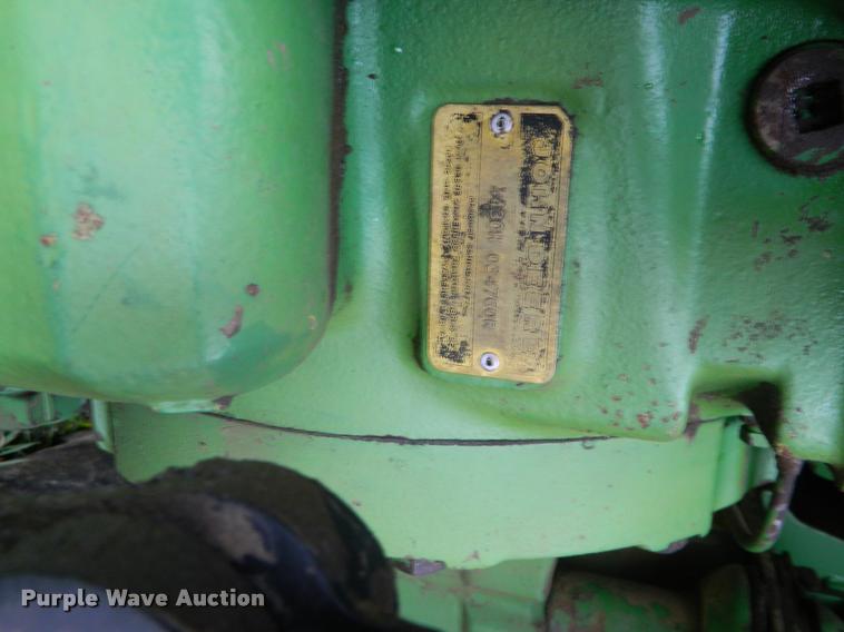 image for item K2633 1975 John Deere 4430 tractor