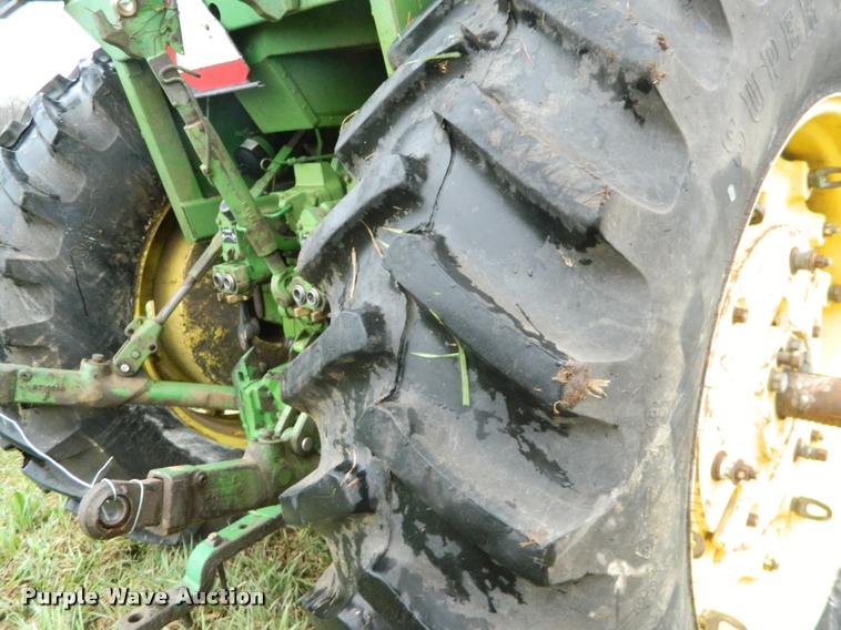 image for item K2633 1975 John Deere 4430 tractor