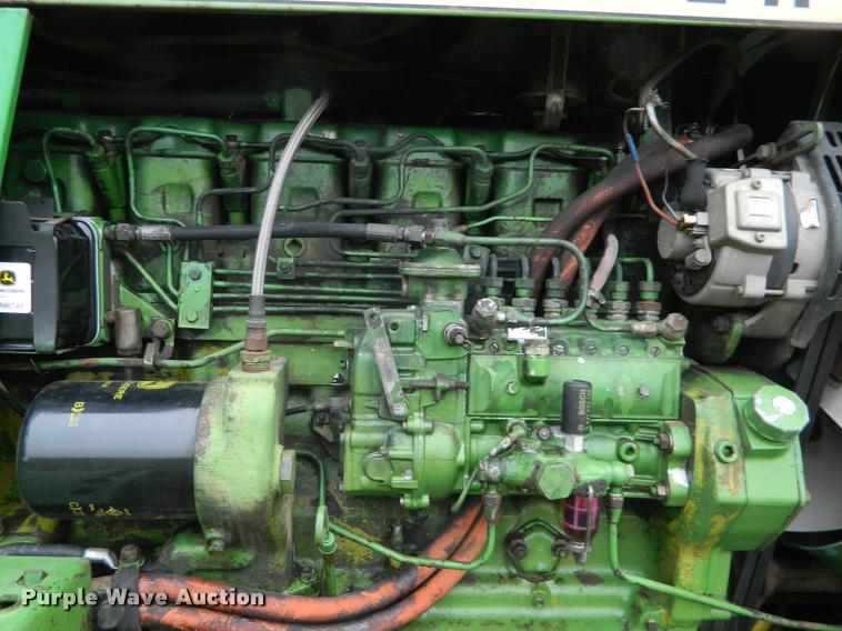 image for item K2633 1975 John Deere 4430 tractor