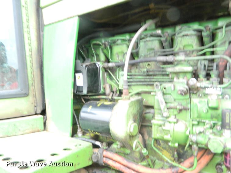 image for item K2633 1975 John Deere 4430 tractor