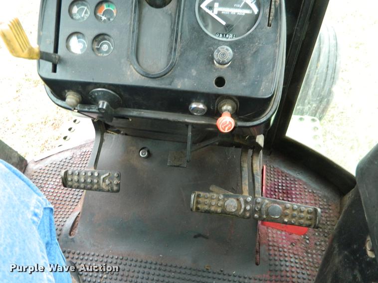 image for item K2633 1975 John Deere 4430 tractor