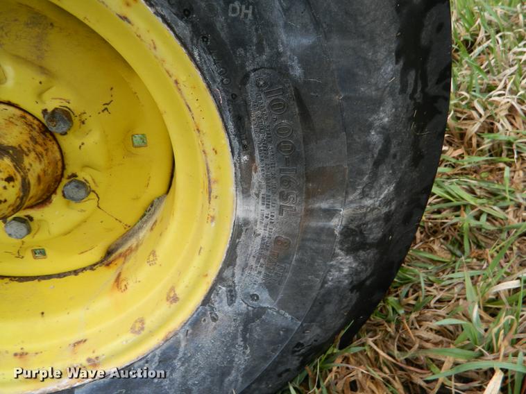 image for item K2633 1975 John Deere 4430 tractor