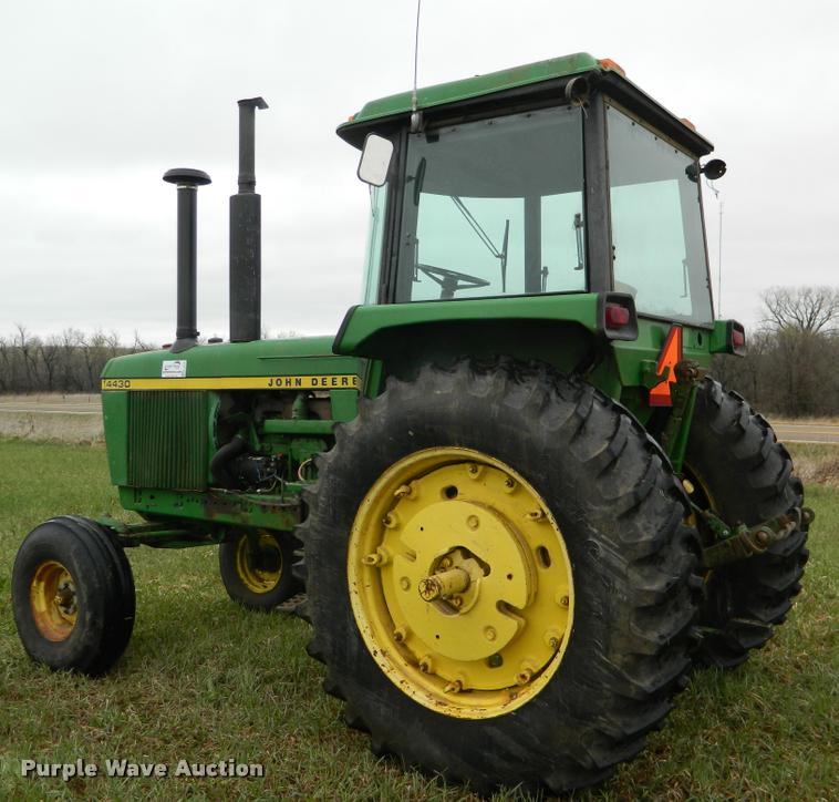 image for item K2634 1975 John Deere 4430 tractor