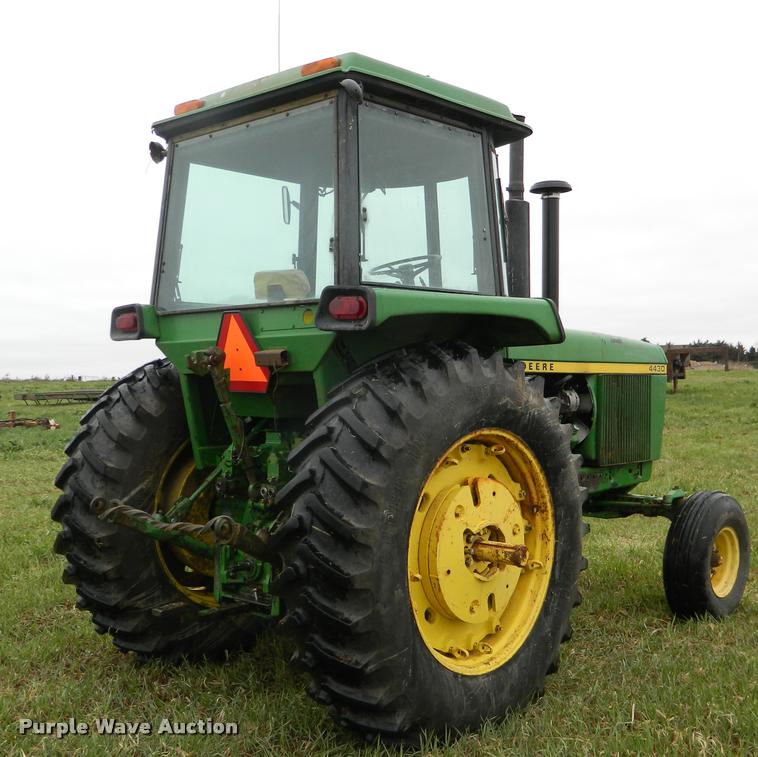 image for item K2634 1975 John Deere 4430 tractor