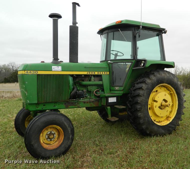 image for item K2634 1975 John Deere 4430 tractor