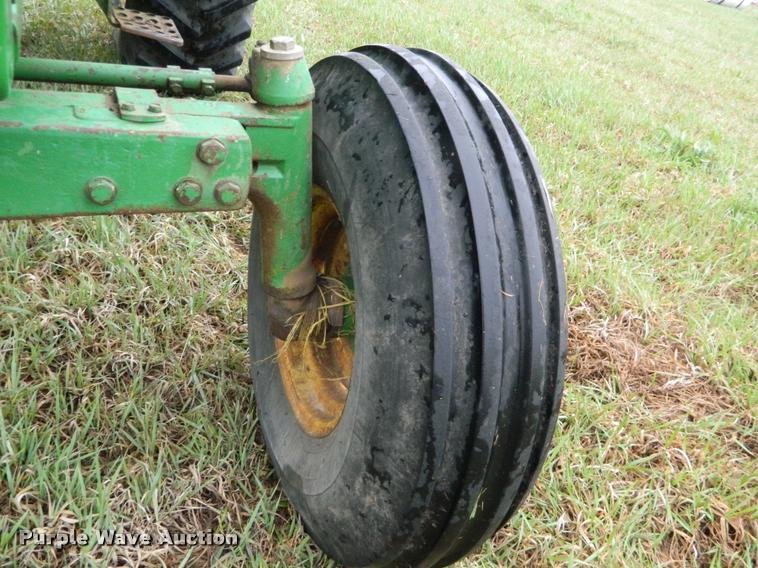 image for item K2634 1975 John Deere 4430 tractor