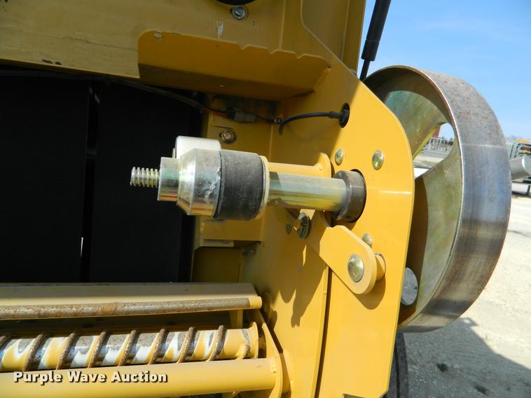 image for item K2683 2014 Vermeer 605 Super M round baler