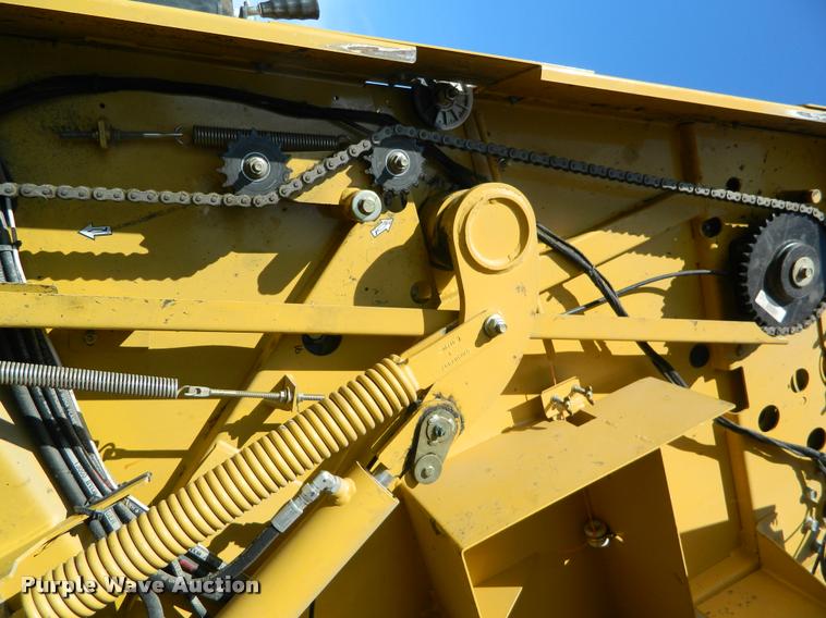 image for item K2683 2014 Vermeer 605 Super M round baler