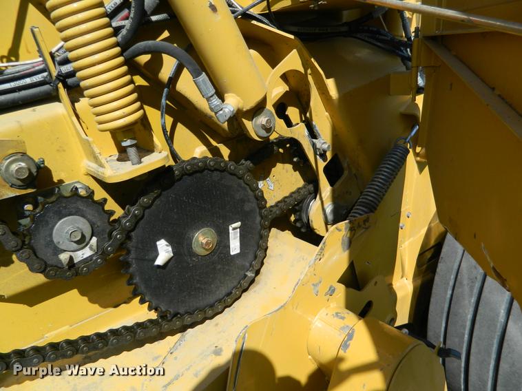 image for item K2683 2014 Vermeer 605 Super M round baler