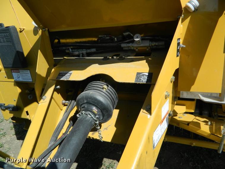 image for item K2683 2014 Vermeer 605 Super M round baler