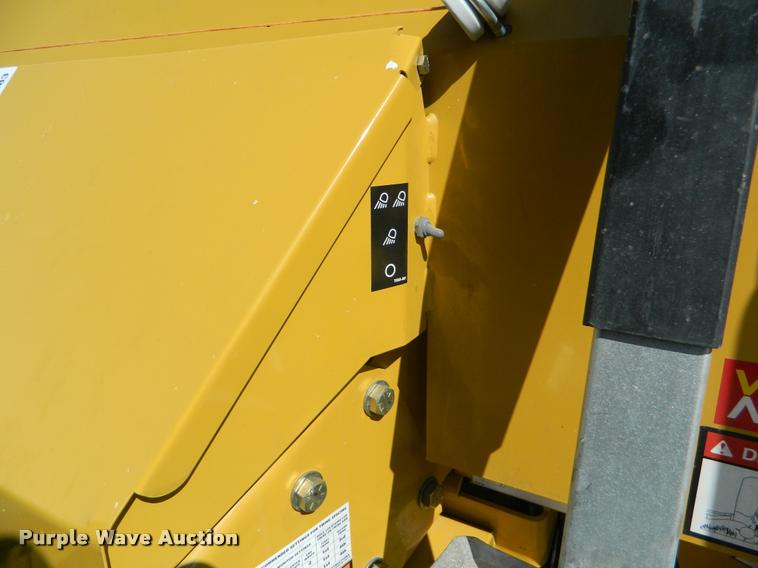 image for item K2683 2014 Vermeer 605 Super M round baler