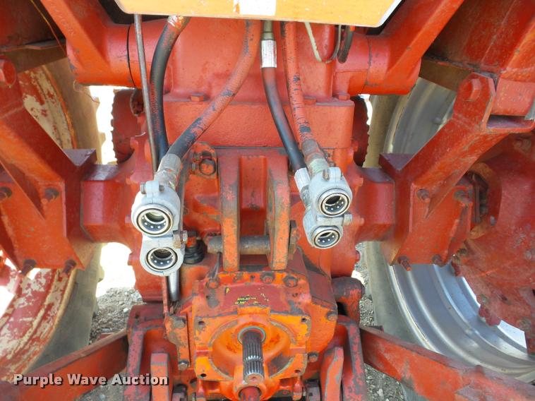image for item K6487 International Farmall 1256 tractor