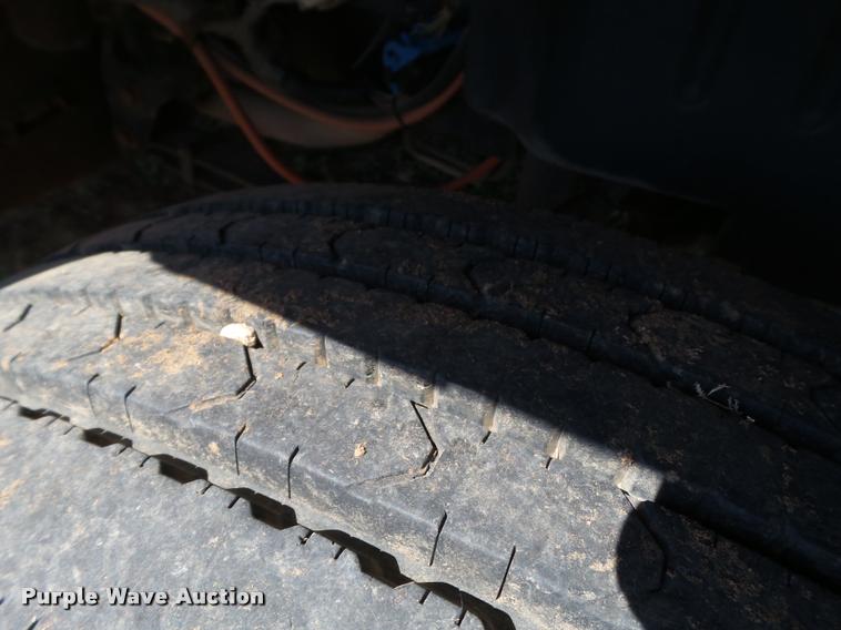 image for item L1612 2005 Chevrolet C4500 flatbed truck