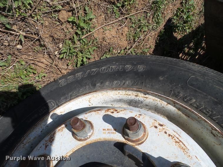 image for item L1612 2005 Chevrolet C4500 flatbed truck