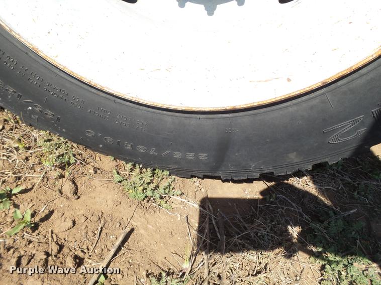 image for item L1612 2005 Chevrolet C4500 flatbed truck