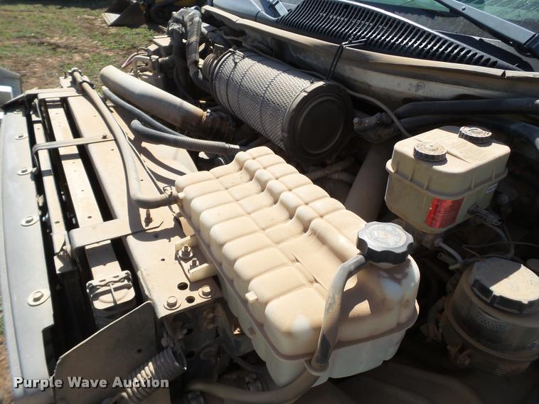 image for item L1612 2005 Chevrolet C4500 flatbed truck