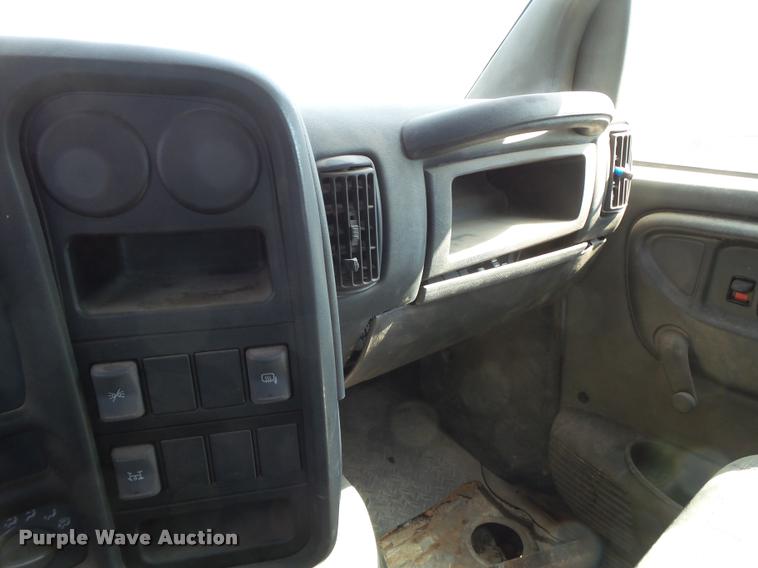 image for item L1612 2005 Chevrolet C4500 flatbed truck