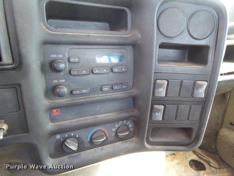 image for item L1612 2005 Chevrolet C4500 flatbed truck