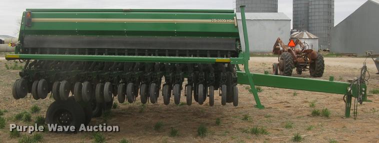 image for item L3989 2008 Great Plains 2S-2600 HDF grain drill