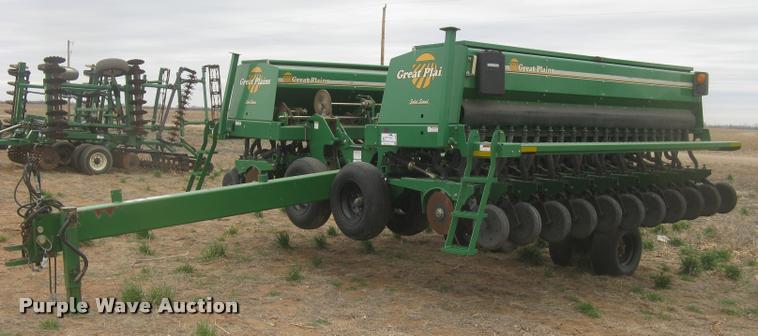 image for item L3989 2008 Great Plains 2S-2600 HDF grain drill