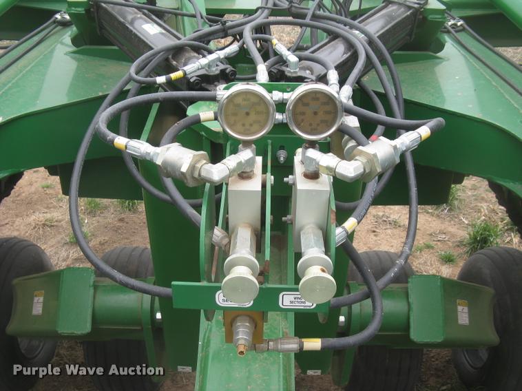 image for item L3989 2008 Great Plains 2S-2600 HDF grain drill