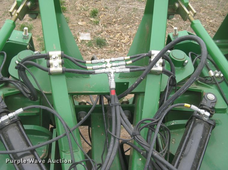image for item L3989 2008 Great Plains 2S-2600 HDF grain drill