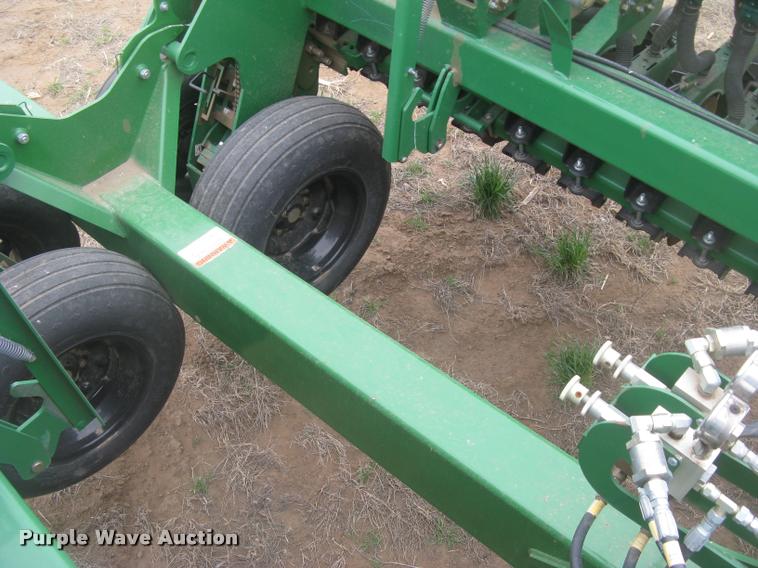 image for item L3989 2008 Great Plains 2S-2600 HDF grain drill