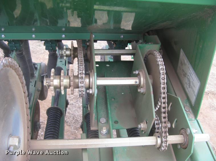 image for item L3989 2008 Great Plains 2S-2600 HDF grain drill