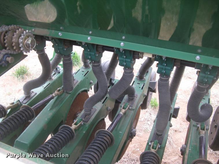 image for item L3989 2008 Great Plains 2S-2600 HDF grain drill