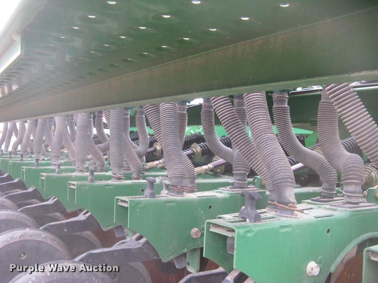 image for item L3989 2008 Great Plains 2S-2600 HDF grain drill