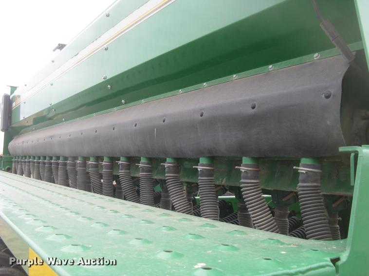 image for item L3989 2008 Great Plains 2S-2600 HDF grain drill