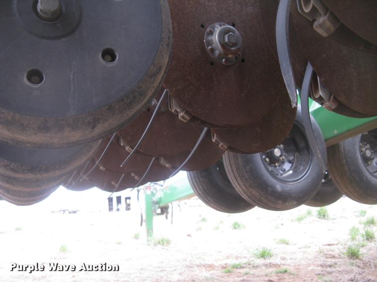 image for item L3989 2008 Great Plains 2S-2600 HDF grain drill