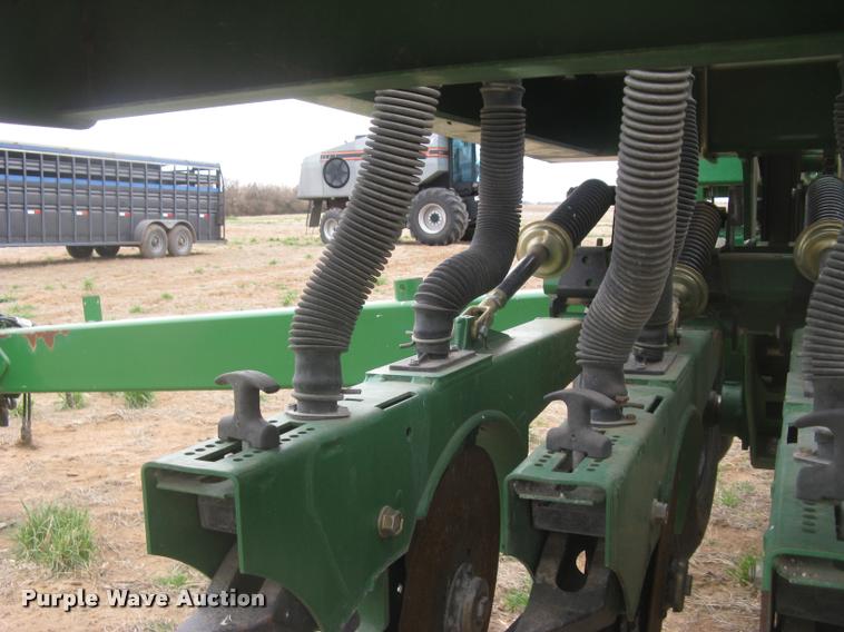 image for item L3989 2008 Great Plains 2S-2600 HDF grain drill