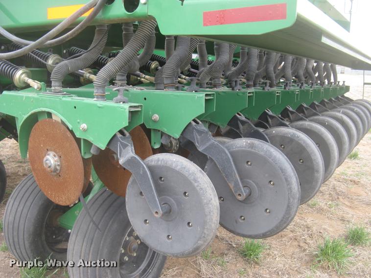 image for item L3989 2008 Great Plains 2S-2600 HDF grain drill