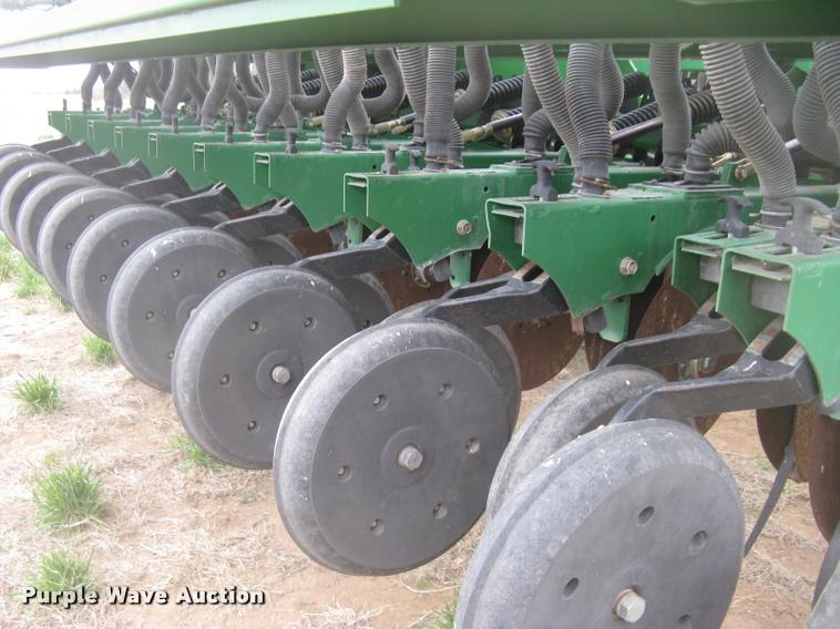 image for item L3989 2008 Great Plains 2S-2600 HDF grain drill