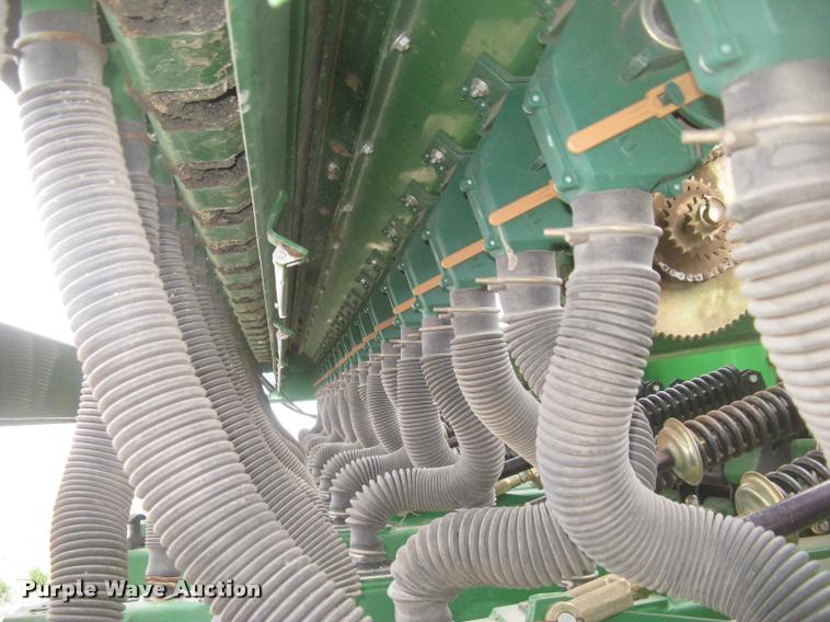 image for item L3989 2008 Great Plains 2S-2600 HDF grain drill