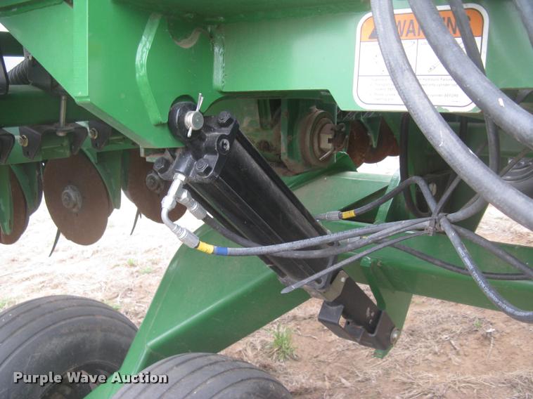 image for item L3989 2008 Great Plains 2S-2600 HDF grain drill