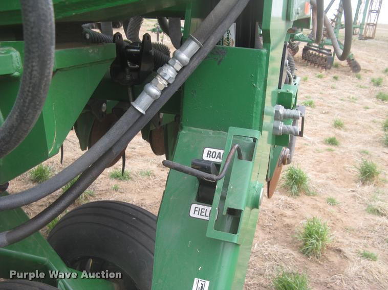 image for item L3989 2008 Great Plains 2S-2600 HDF grain drill