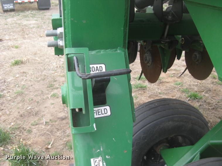 image for item L3989 2008 Great Plains 2S-2600 HDF grain drill
