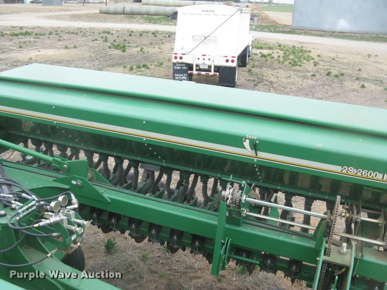 image for item L3989 2008 Great Plains 2S-2600 HDF grain drill