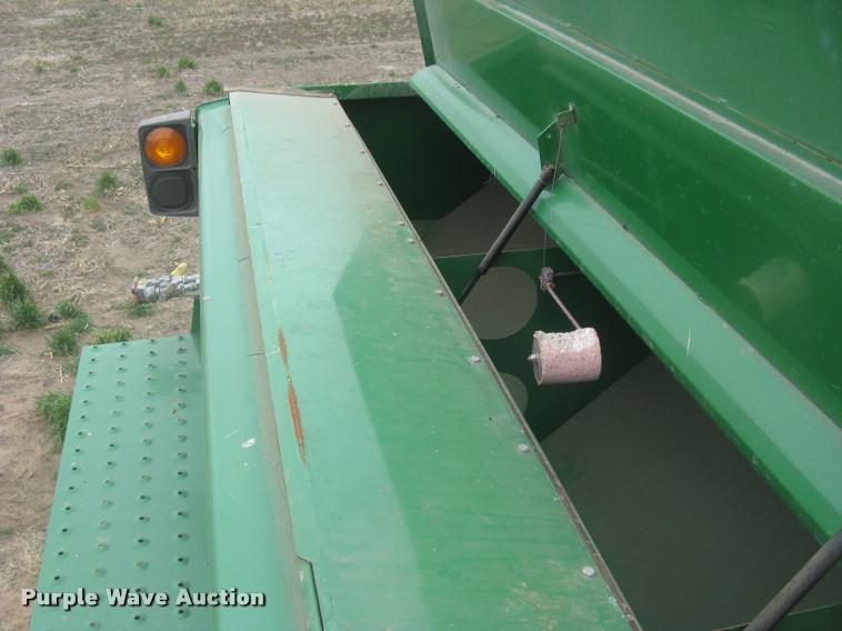image for item L3989 2008 Great Plains 2S-2600 HDF grain drill